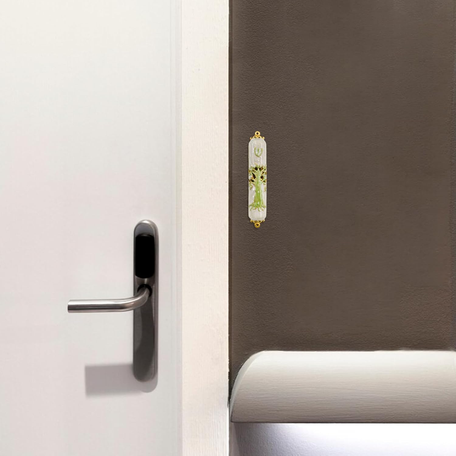 MrMrKura Green Mezuzah Door Scroll Holder