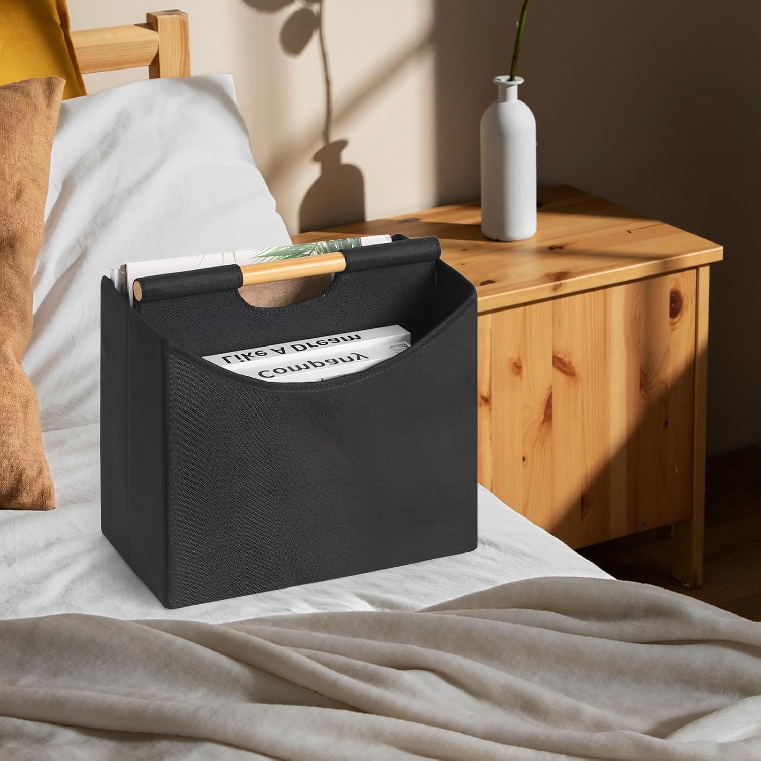 Neateam Foldable Magazine Holder with Handle Black