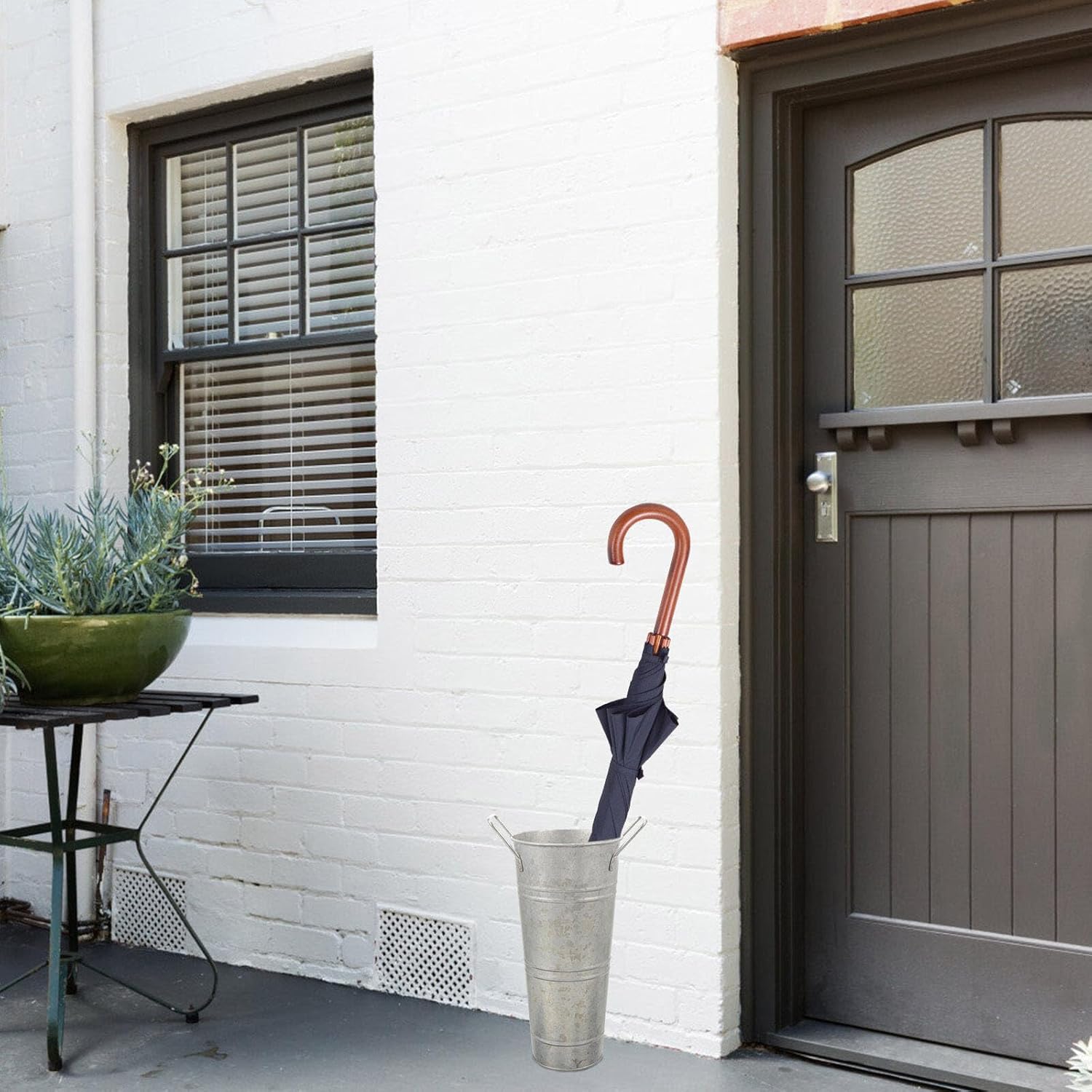 Durable Metal Round Umbrella Stand with Canes and Walking Stick Holder
