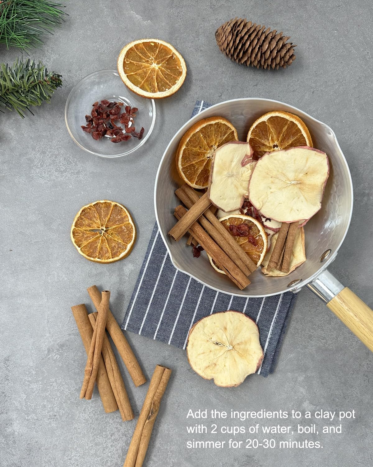 Apragaz Christmas Potpourri with Dried Fruits and Cinnamon